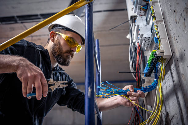 Best Emergency Electrician Near Me  in Hollywood, FL
