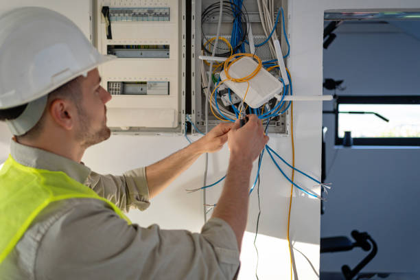 Best Emergency Electrical Repair  in Hollywood, FL